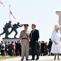 Hommage au D-Day : Revivez les cérémonies avec des vidéos exclusives